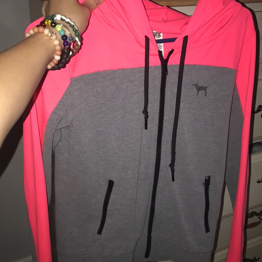 Only been worn a few times